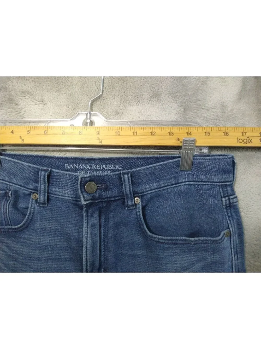 Banana Republic Jeans Mens 31x32 Blue Denim Traveler Slim Fit Stretch Low Rise
